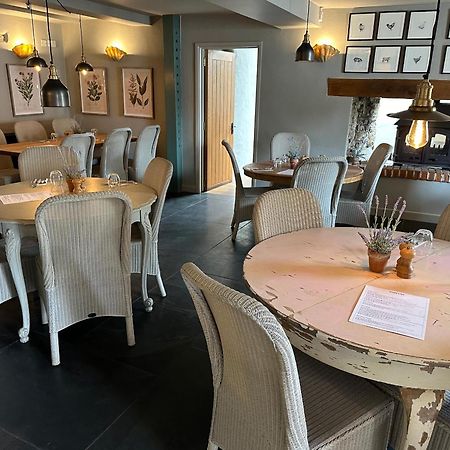 St Tudy Inn Bodmin Esterno foto